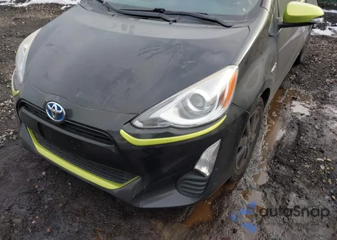 2016 Toyota Prius C Persona Series z USA, uszkodzony, nr VIN JTDKDTB30G1122674